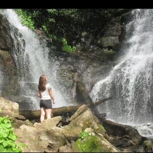 Meet your Posher, Bethany